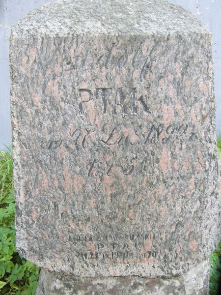 Tombstone of Adolf and Aniela Ptak, Ross cemetery in Vilnius, as of 2013.