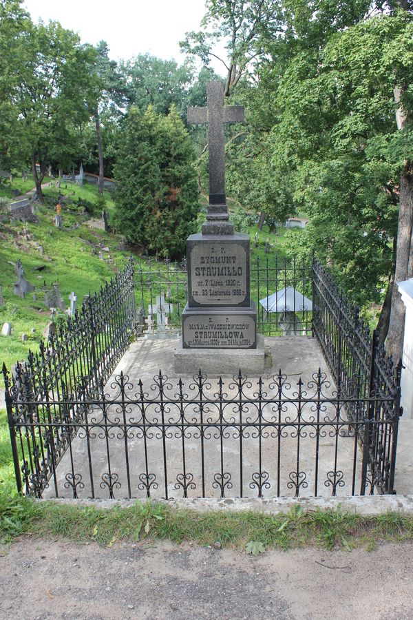 Tomb of the Strumillo family, Rossa cemetery in Vilnius, as of 2013