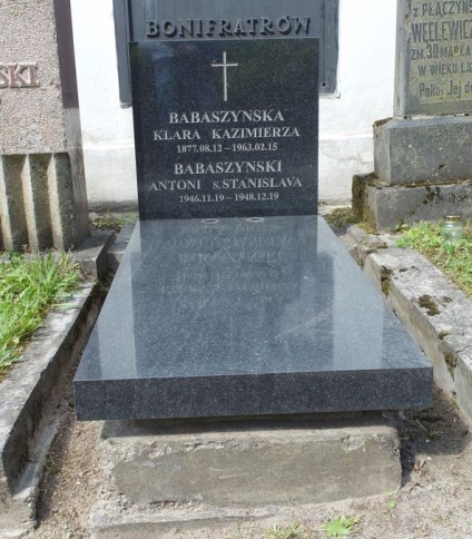 Nagrobek Antoniego i Klary Babaszynskich, cmentarz na Rossie w Wilnie, stan z 2013