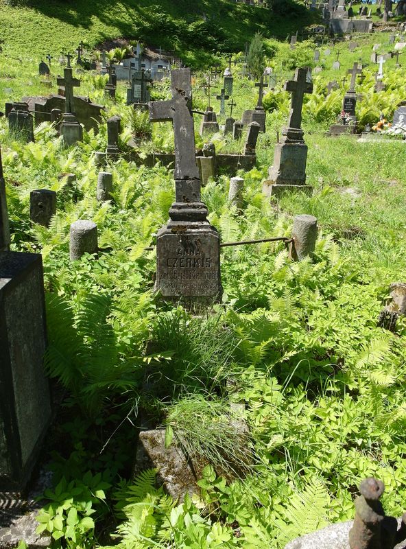 Nagrobek Anny Czerkis z cmentarza na Rossie w Wilnie, stan z 2015 r.