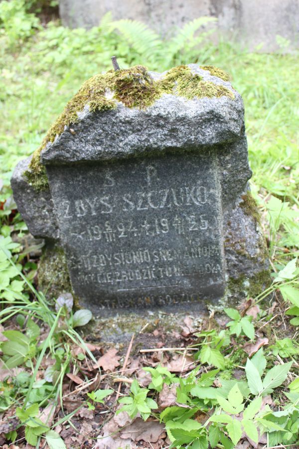 Nagrobek Zbigniewa Szczuko, cmentarz na Rossie w Wilnie, stan z 2013 r.