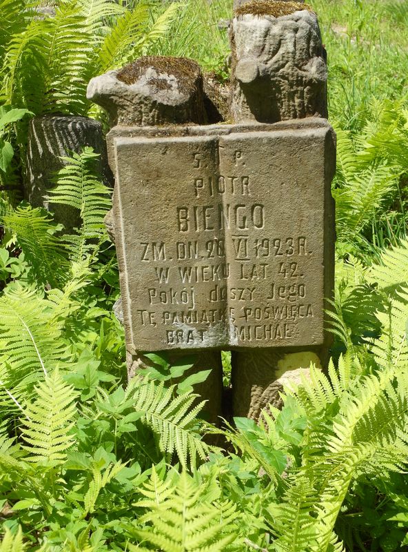 Tombstone of Peter Biengo from the Ross Cemetery in Vilnius, as of 2015.