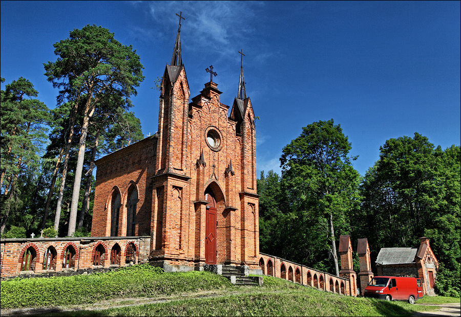 Cemetery in Akhremovce