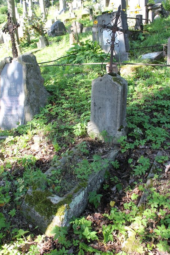 Tombstone of Emilia Gintow, Rossa cemetery in Vilnius, as of 2013