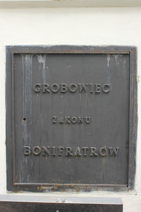 Grobowiec zakonu Bonifratrów, cmentarz na Rossie w Wilnie, stan z 2013