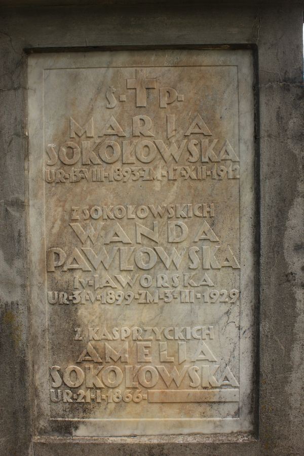 Inscription on the tomb of the Sokolowski family and Wanda Pawlowska, Rossa cemetery in Vilnius, as of 2013