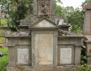 Grobowiec rodziny Sokołowskich i Wandy Pawłowskiej, cmentarz na Rossie w Wilnie, stan z 2013