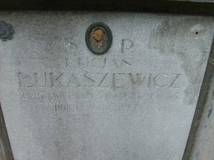 Grobowiec Lucjana Łukaszewicza, cmentarz na Rossie w Wilnie, stan na 2013 r.