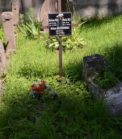 Nagrobek Heleny Kaczanowskiej, Heleny i Marii Rul, cmentarz na Rossie, stan z 2013 roku