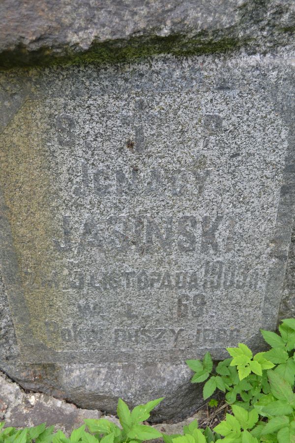 Nagrobek Ignacego Jasinskiego, cmentarz Na Rossie w Wilnie, stan z 2013 roku