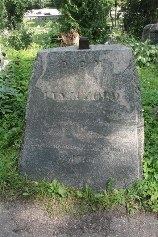 Tombstone of Jan Jaszczołd from the Ross Cemetery in Vilnius, as of 2013