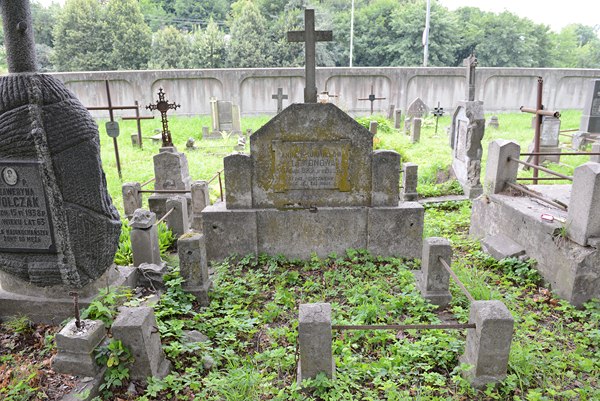 Grobowiec Anny Lewonow, cmentarz na Rossie, stan z 2013 roku