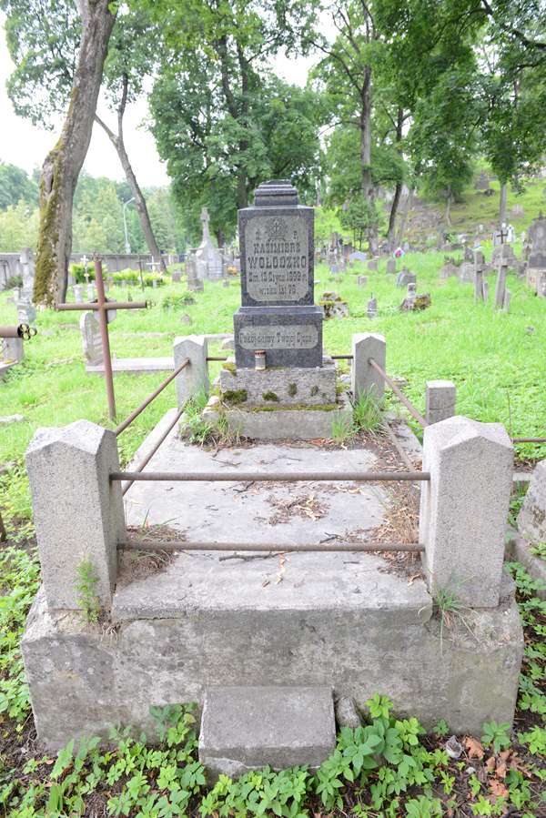 Grobowiec Kazimierza Wołodźko, cmentarz na Rossie, stan z 2013 roku