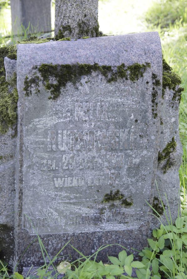 Inskrypcja na nagrobku Feliksa Rutkowskiego, cmentarz na Rossie w Wilnie, stan z 2013