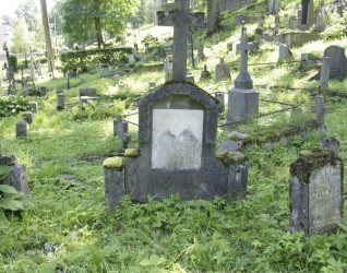 Nagrobek Julii Wasilewskiej, cmentarz na Rossie w Wilnie, stan z 2013