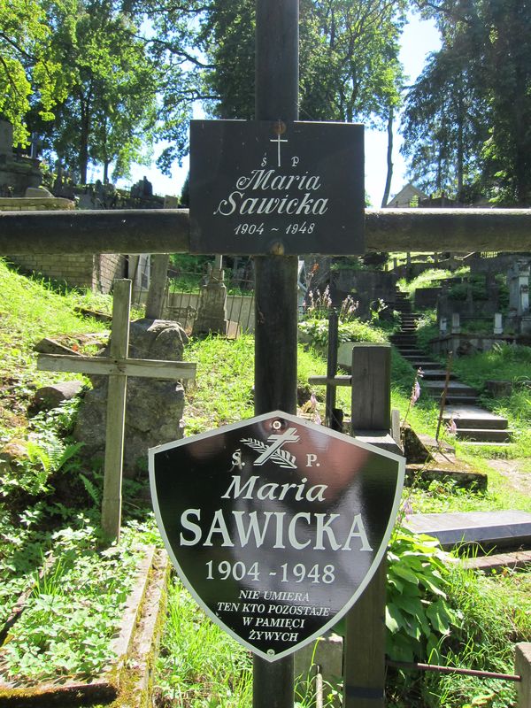 Plaque with inscription from the gravestone of Maria Sawicka the Ross cemetery in Vilnius, as of 2013.