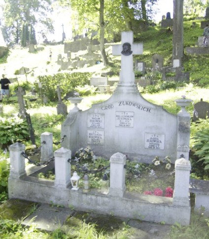Grobowiec rodziny Żukowskich, cmentarz na Rossie w Wilnie, stan z 2013