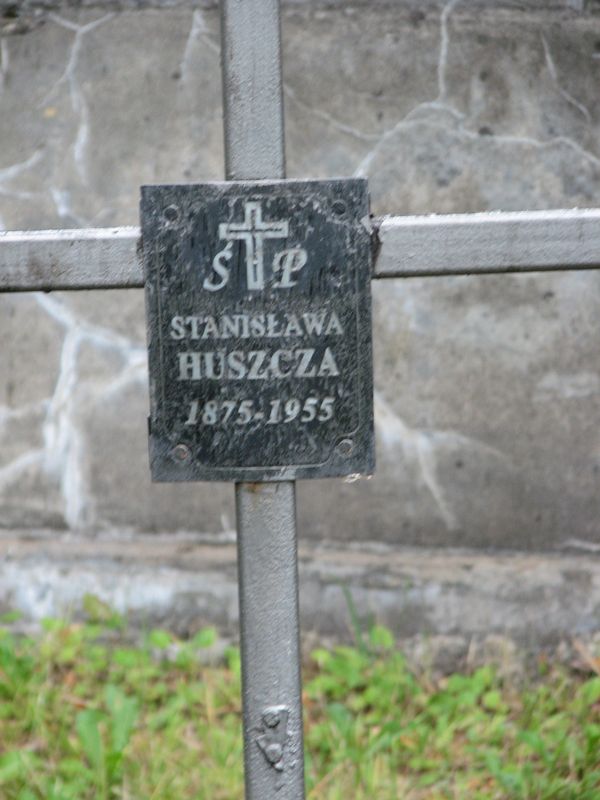 Tombstone of Stanisława Huszcza, Ross cemetery in Vilnius, as of 2013.