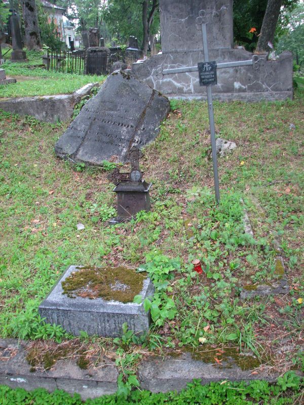 Nagrobek Jakuba Żubrańskiego, cmentarz na Rossie w Wilnie, stan na 2013 r.