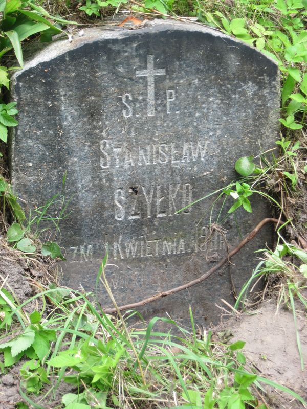 Tombstone of Stanislaw Szylko, Ross cemetery in Vilnius, as of 2013.