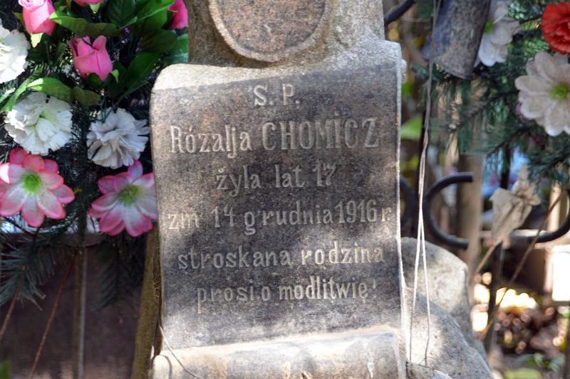 Inscription from the tombstone of Rozalia Chomicz