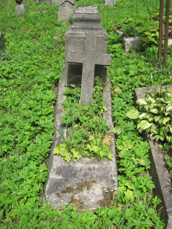 Nagrobek Michała Zubrzyckiego, cmentarz na Rossie w Wilnie, stan na 2013 r.