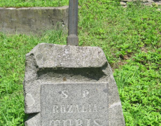 Nagrobek Rozalii Tubis, cmentarz na Rossie w Wilnie, stan na 2013 r.