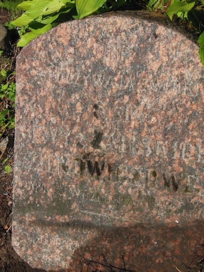 Inskrypcja nagrobka Ewy Zienowicz, cmentarz Na Rossie w Wilnie, stan z 2013