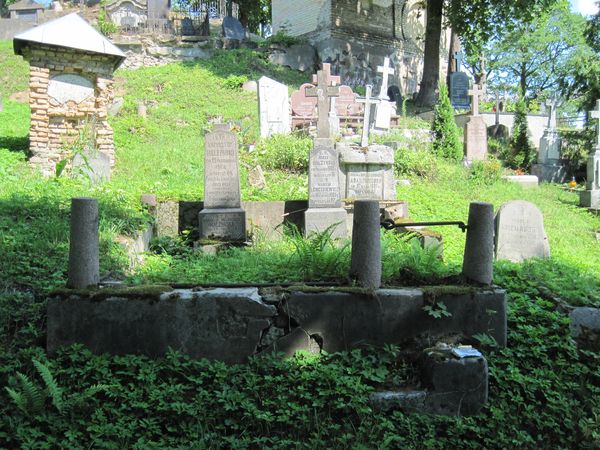 Tombstone of Maria and Krzysztof Malzynski, Ross cemetery in Vilnius, as of 2013.