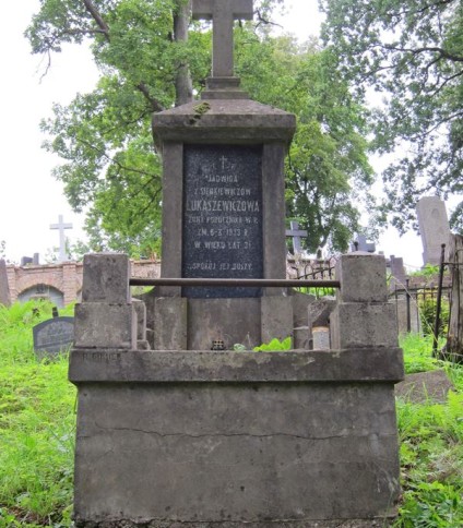 Grobowiec Jadwigi Łukaszewicz, cmentarz na Rossie w Wilnie, stan z 2013 r.