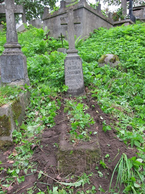 Tombstone of Wiktoria Rodziewiczowa, Ross cemetery in Vilnius, as of 2013.