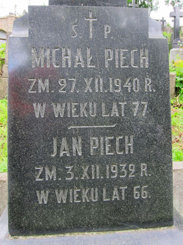 Inscription from the gravestone of Jan and Michal Piech, Ross Cemetery in Vilnius, as of 2013.