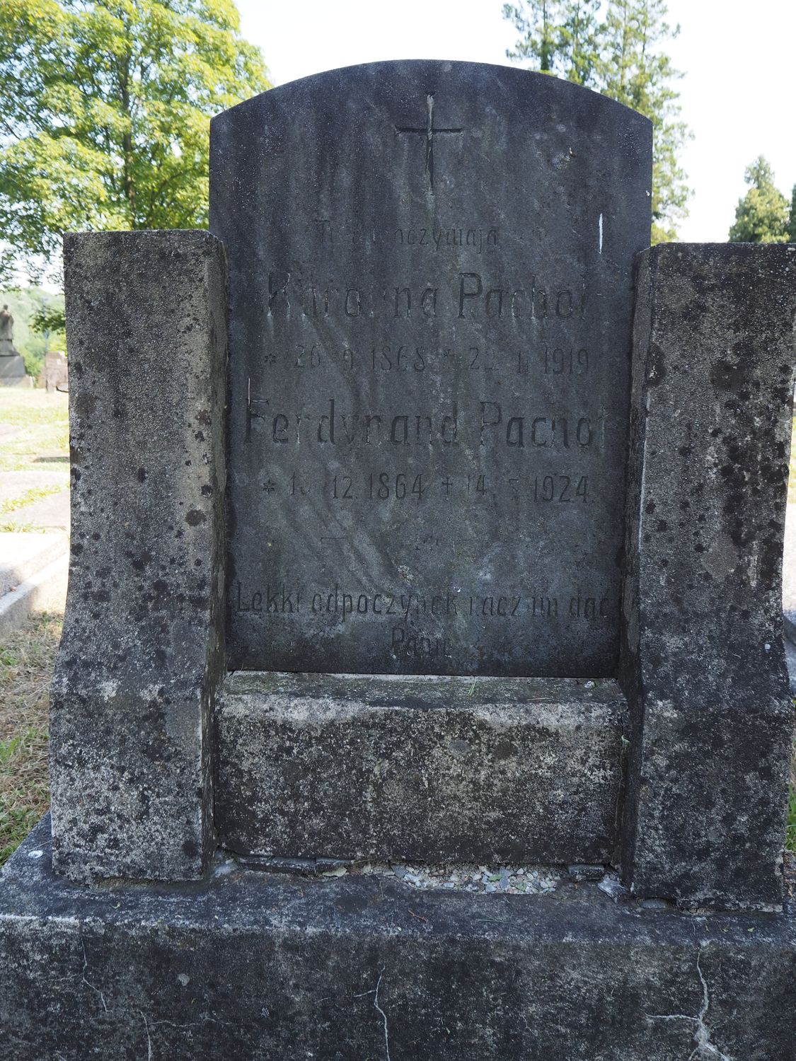 Tombstone of Ferdinand and Karolina Pachol, cemetery in Karviná Doły, as of 2022.