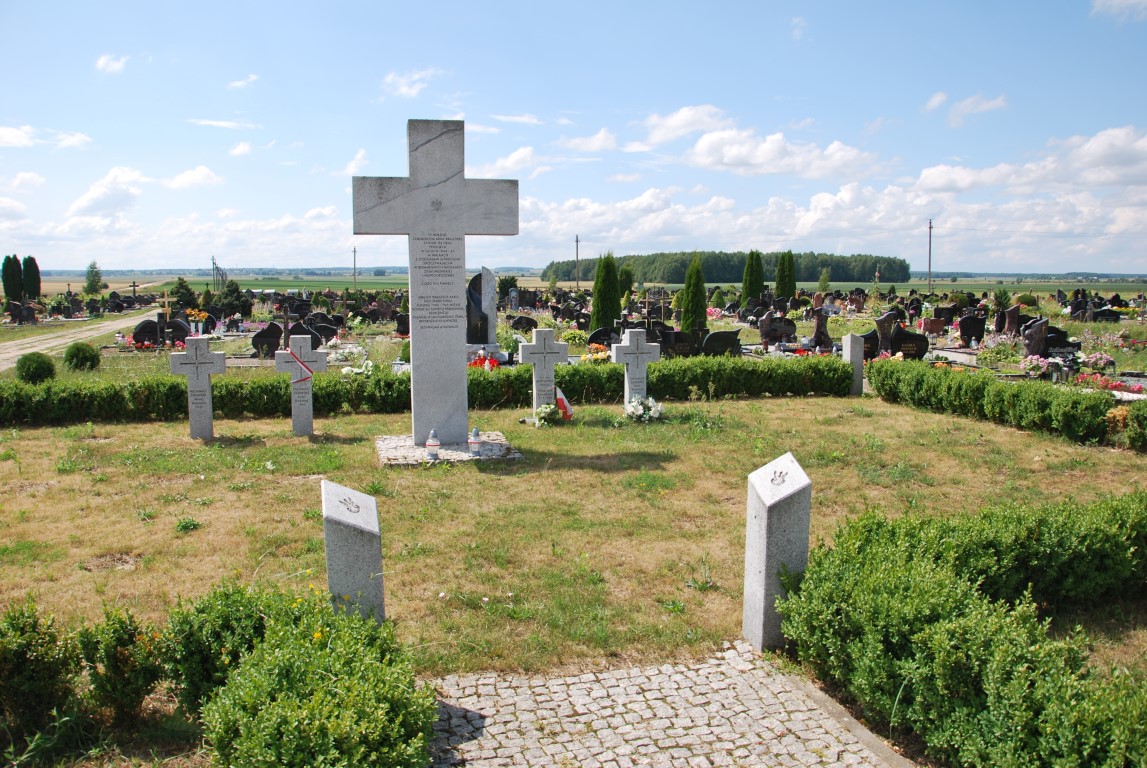 Quartiers des soldats de l'Armée de l'Intérieur dans le cimetière