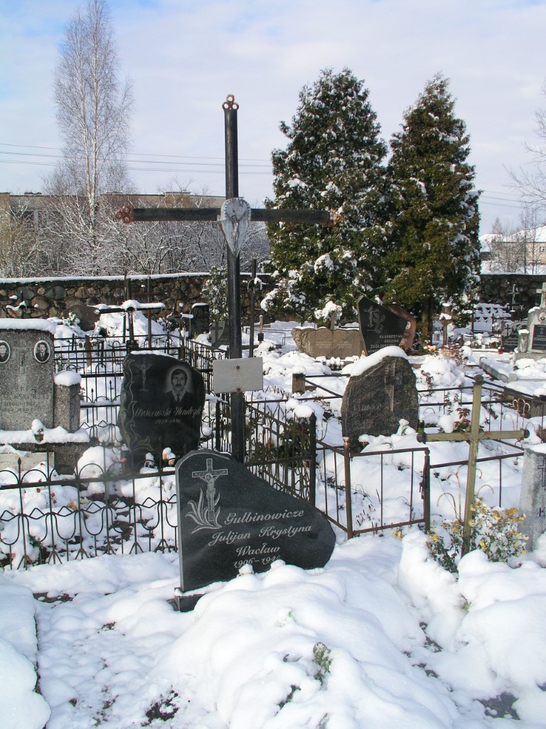 Graves of Home Army soldiers killed in battle against the Germans