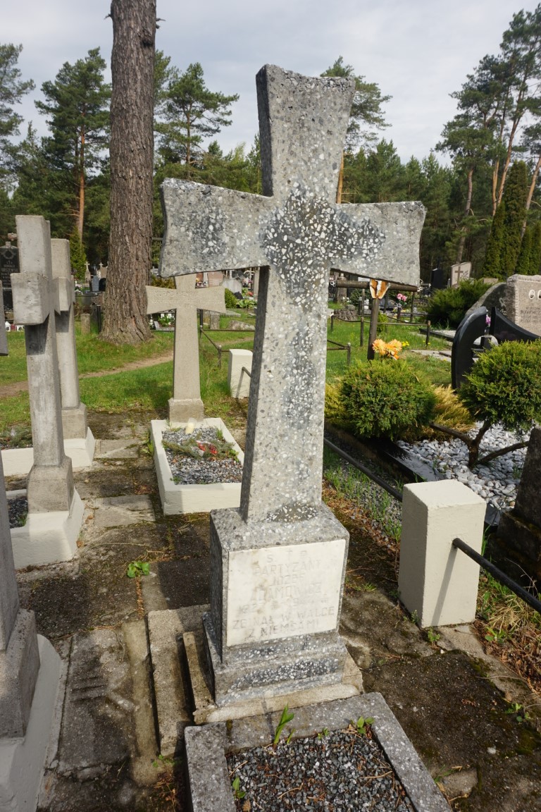 Graves of Home Army soldiers at the 1920 Legionnaires' quarters.