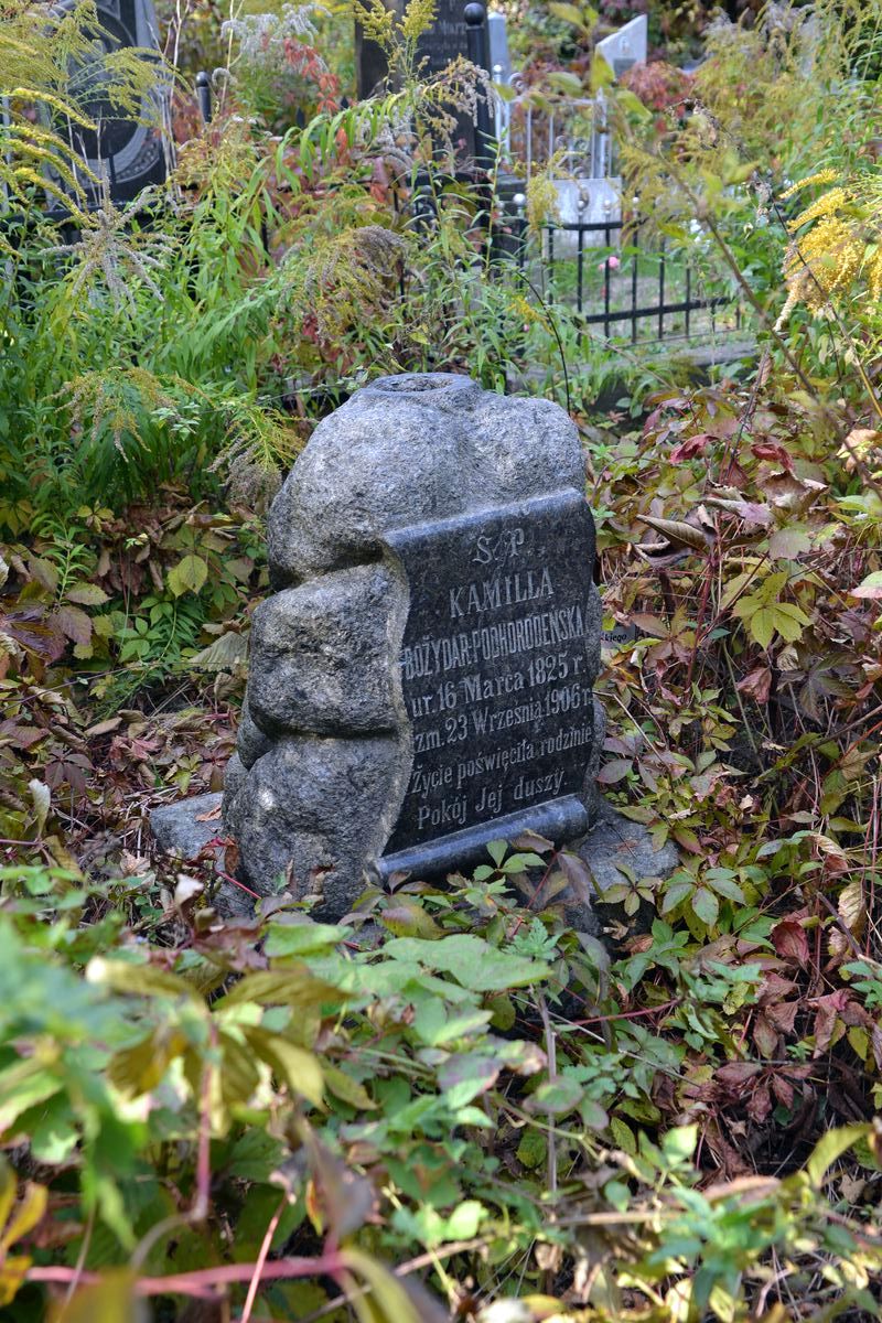 Tombstone of Kamila Bożydar-Podhorodeńska