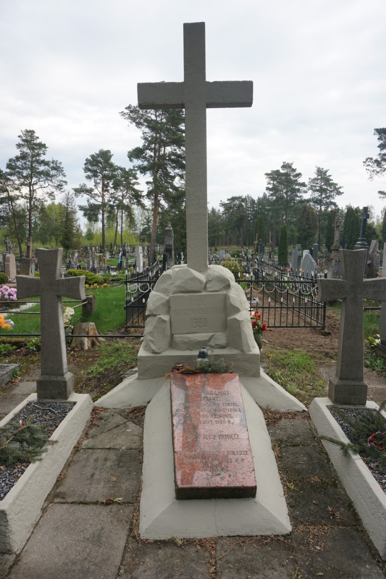 Rudolf Adamus, Kwatera żołnierzy polskich poległych w 1920 r.