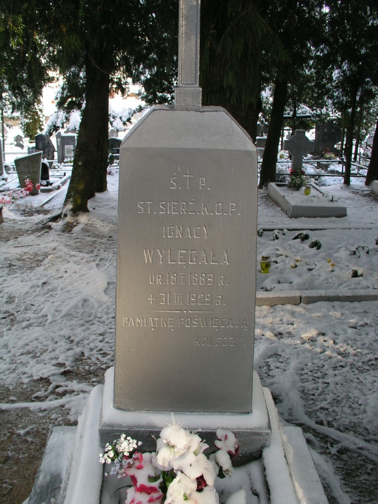 Ignacy Wylęgała, Groby żołnierzy Korpusu Ochrony Pogranicza na cmentarzu