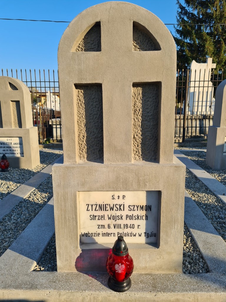 Szymon Żyzniewski, Groby 17 internowanych w 1939 r. polskich żołnierzy