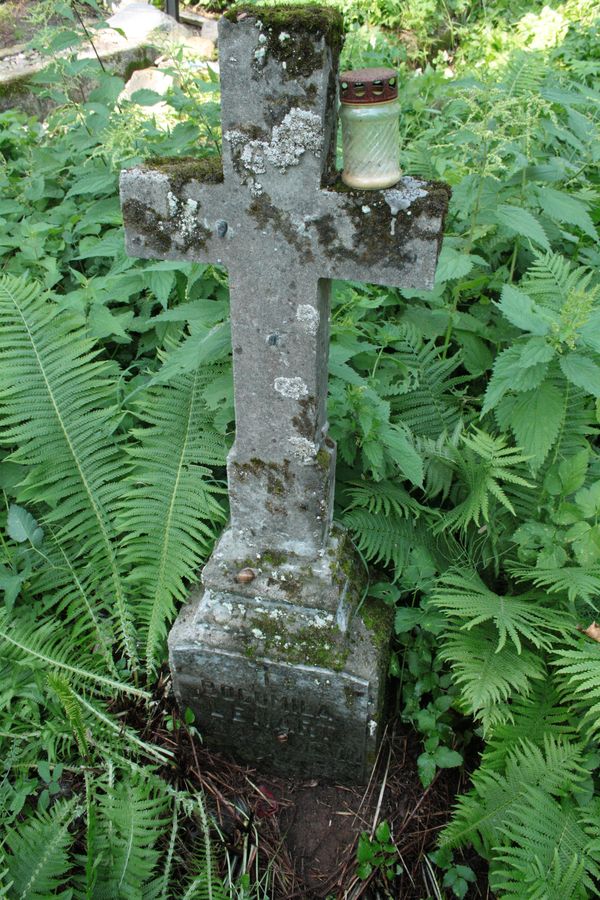 Tombstone of Bogumila Lenart, Na Rossie cemetery in Vilnius, as of 2013