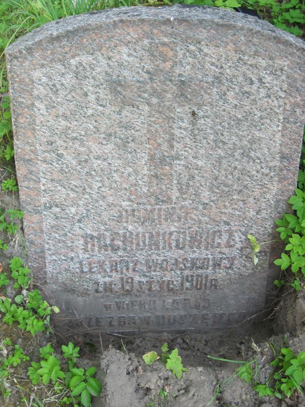 Tombstone of Dominik Rachunkowicz, Ross cemetery in Vilnius, as of 2013.