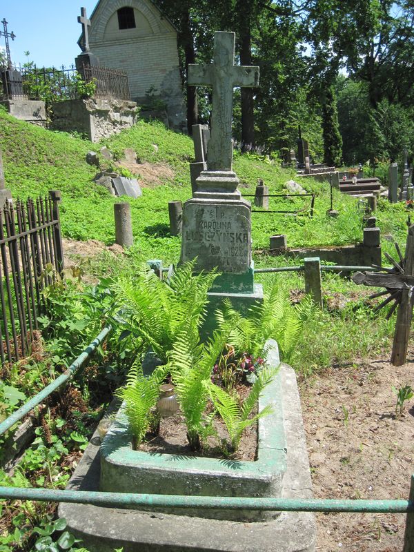 Nagrobek Karoliny Łuszczynskiej, cmentarz na Rossie w Wilnie, stan na 2013 r.