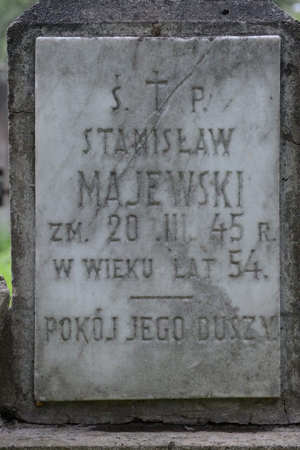 Fragment of Stanisław Majewski's tombstone, Ross cemetery, as of 2013