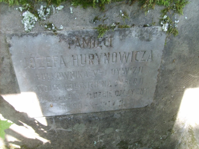 Tombstone of Jozef and Stefania Hurynowicz, Na Rossie cemetery in Vilnius, as of 2013.
