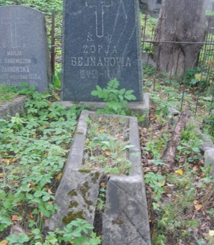 Nagrobek Zofii Bejnar, cmentarz Na Rossie w Wilnie, stan z 2013 r.