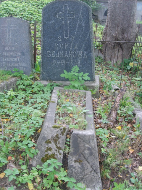 Tombstone of Zofia Bejnar, Na Rossie cemetery in Vilnius, as of 2013.