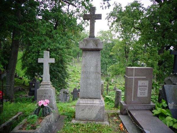 Tombstone of Josephine Hilferoing, Na Rossa cemetery in Vilnius, as of 2013.