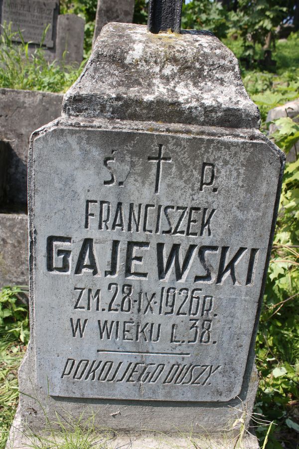 A fragment of Franciszek Gajewski's tombstone, Rossa cemetery in Vilnius, as of 2013