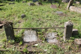 Nagrobek Weroniki Siemaszko, cmentarz na Rossie w Wilnie, stan z 2013